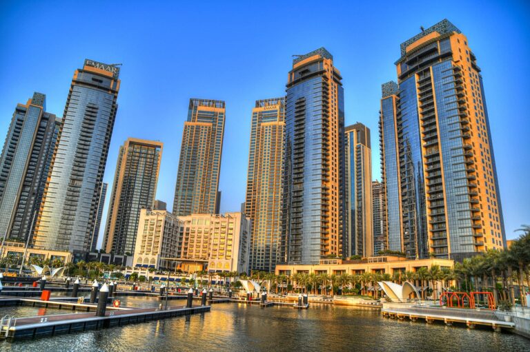 Choisir l'agence immobilière idéale à Dubaï : 8 conseils utiles